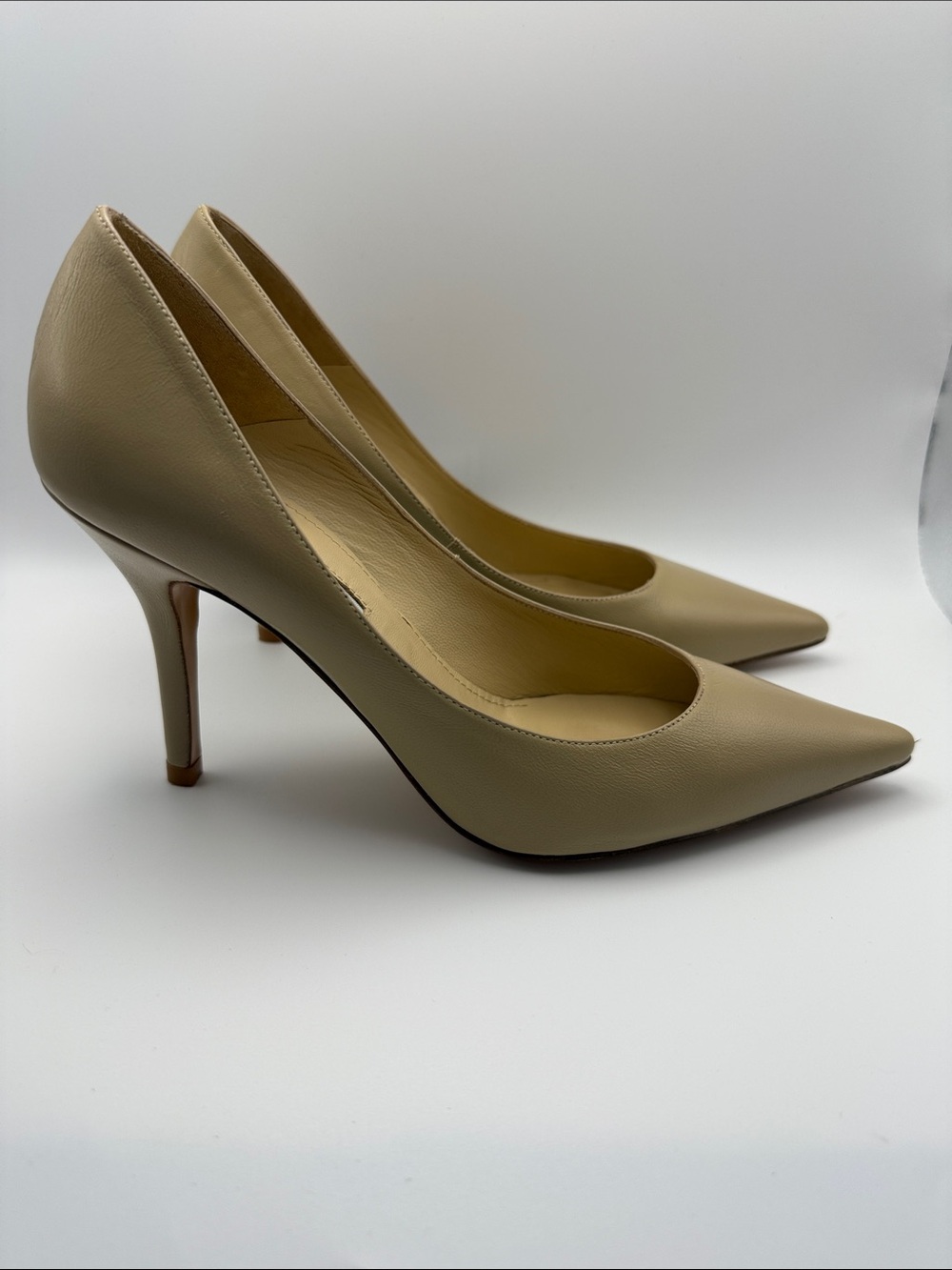 Charles David Pointed-Toe Pumps in Beige 
All leather, Size 7